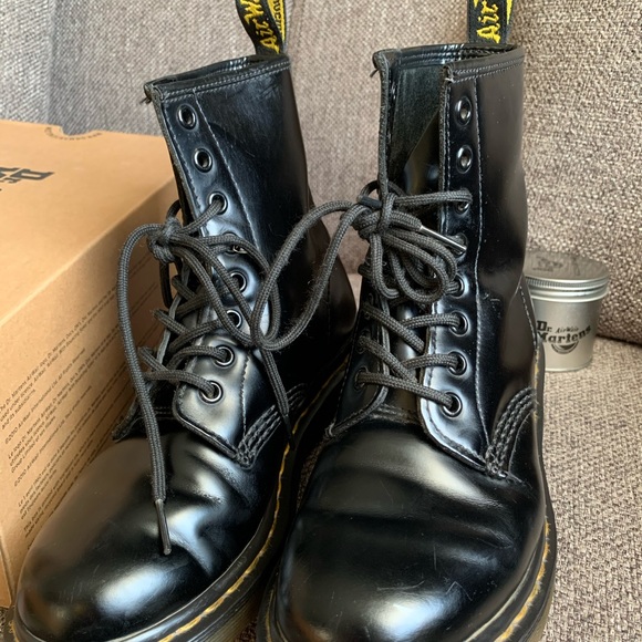 used womens doc martens